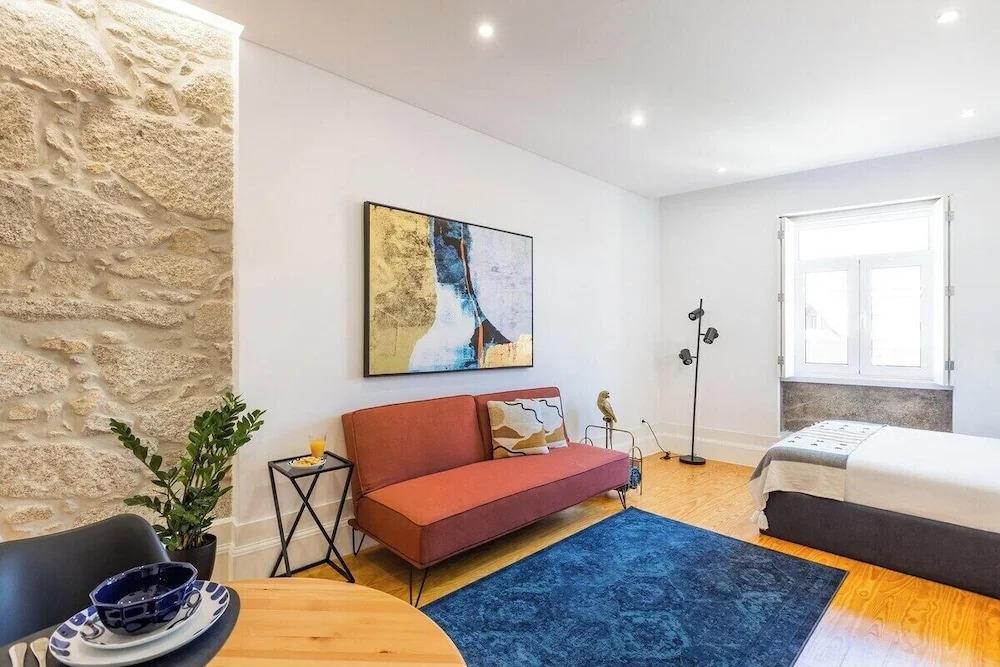 Stylish Studio w/ AC | Central Porto