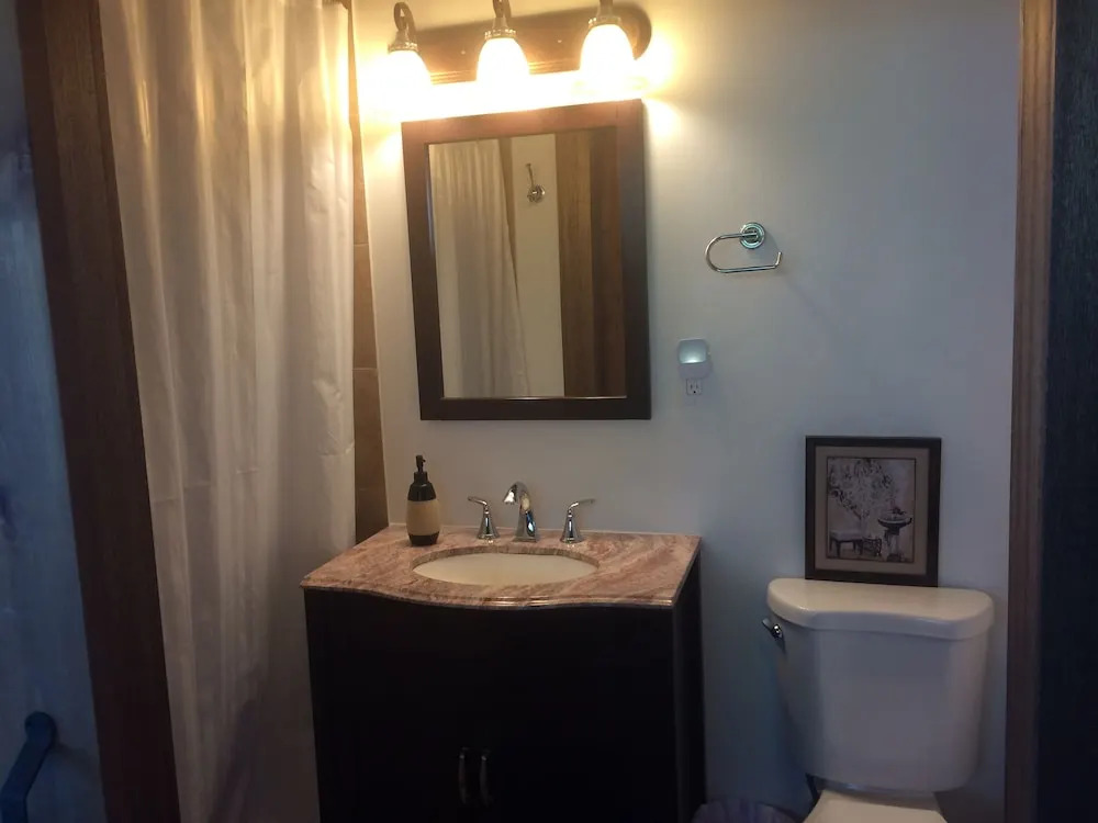 Hilo Bay Oceanfront Bed and Breakfast