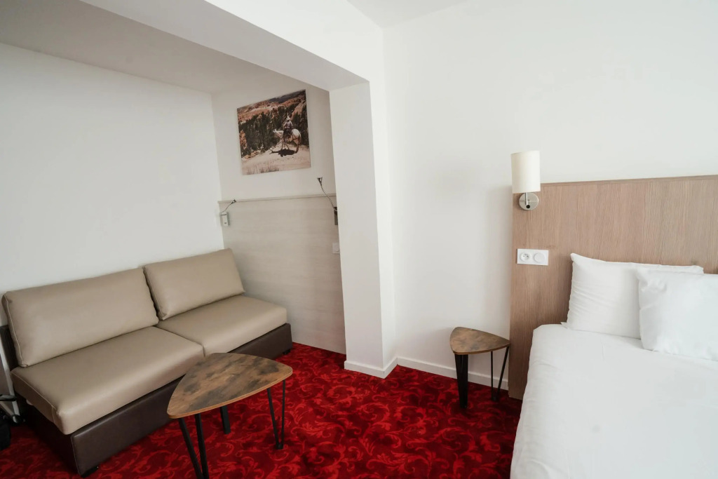 Brit Hotel Essentiel Cholet