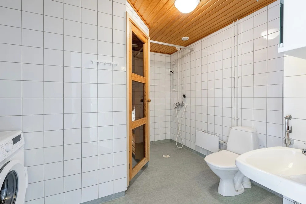 Comfy 1BR Apt with Sauna - Best Location