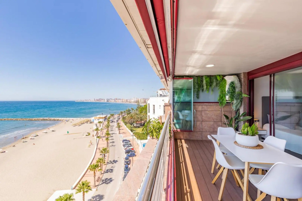 PARADISE SUITES La Cubana Beach