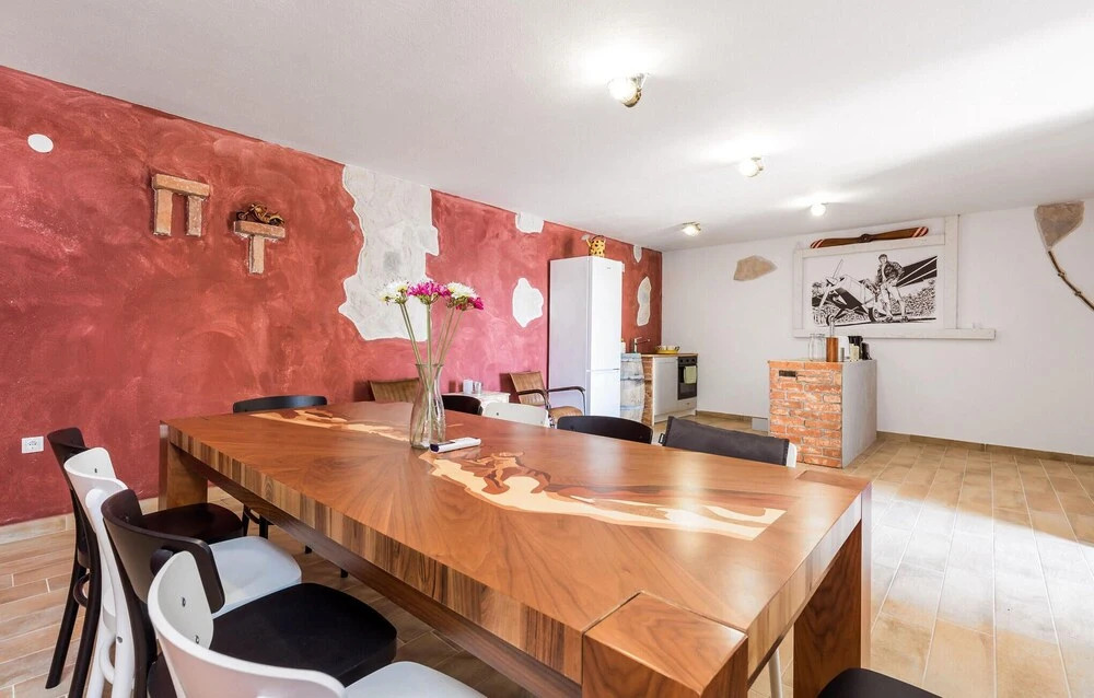 Amazing Home in Novalja With 5 Bedrooms and Wifi
