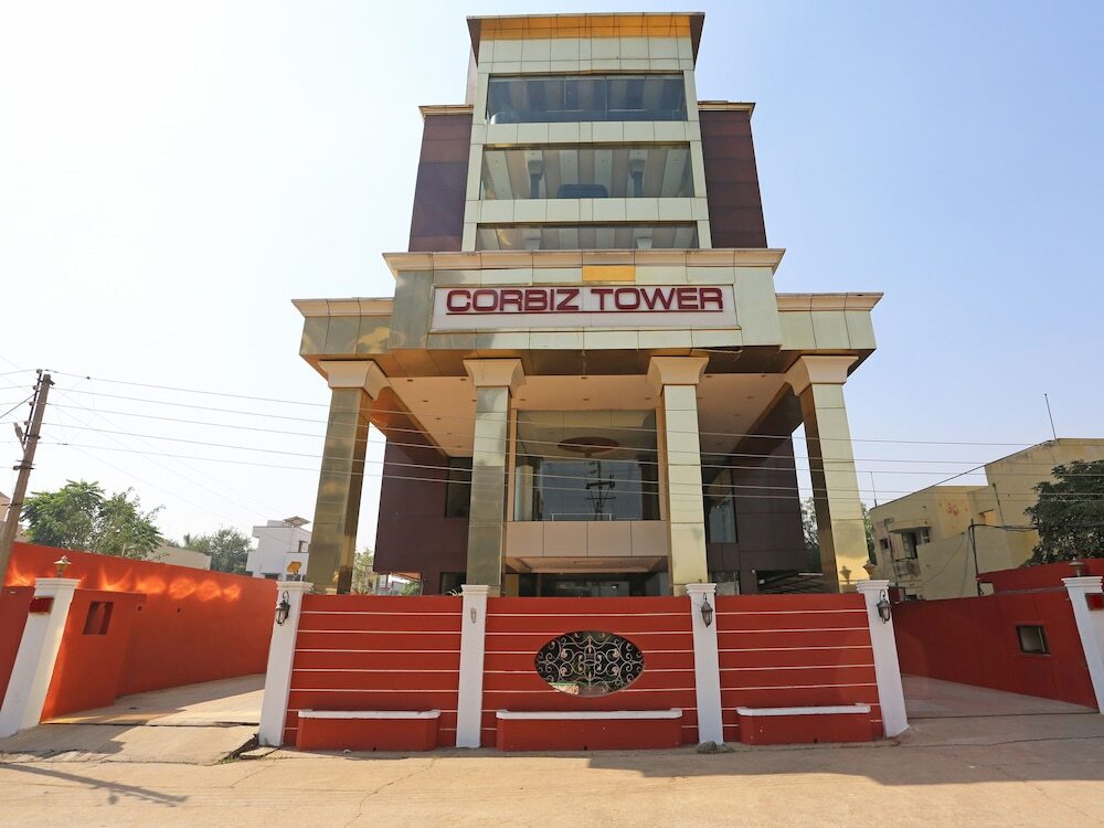 OYO 10392 Hotel Corbiz Tower