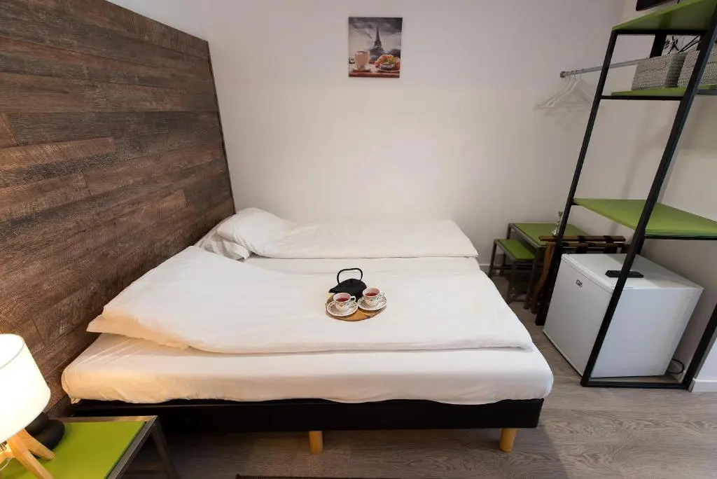 Ultra Central Bohemian Apartment 1