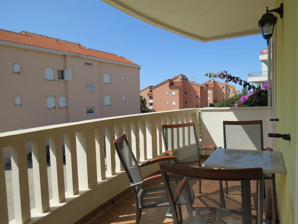 Apartment NEDELJKO