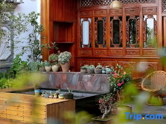The courtyard of Sage Sage's house in Heshun