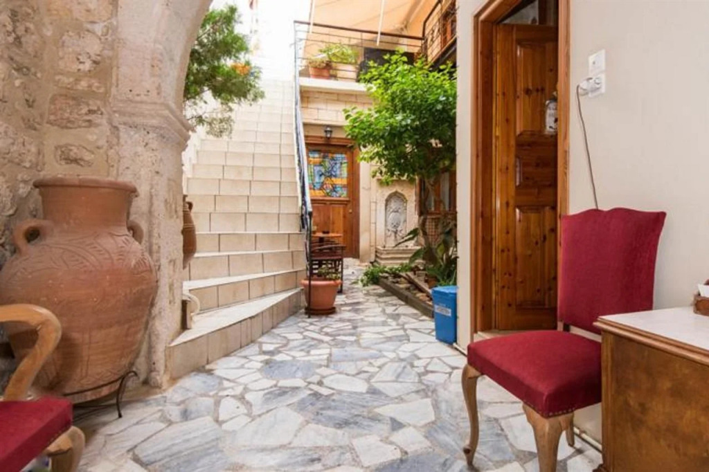Barbara Studios