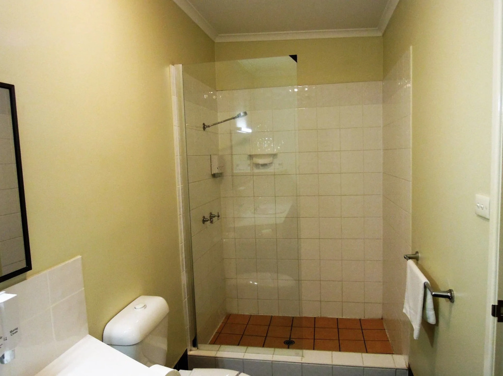 Biloela Centre Motel & Grevillea Steakhouse & Bar