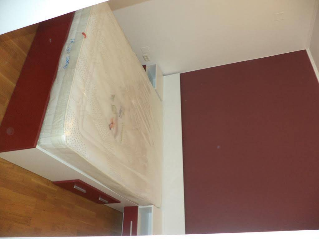 North Lane Apartment
