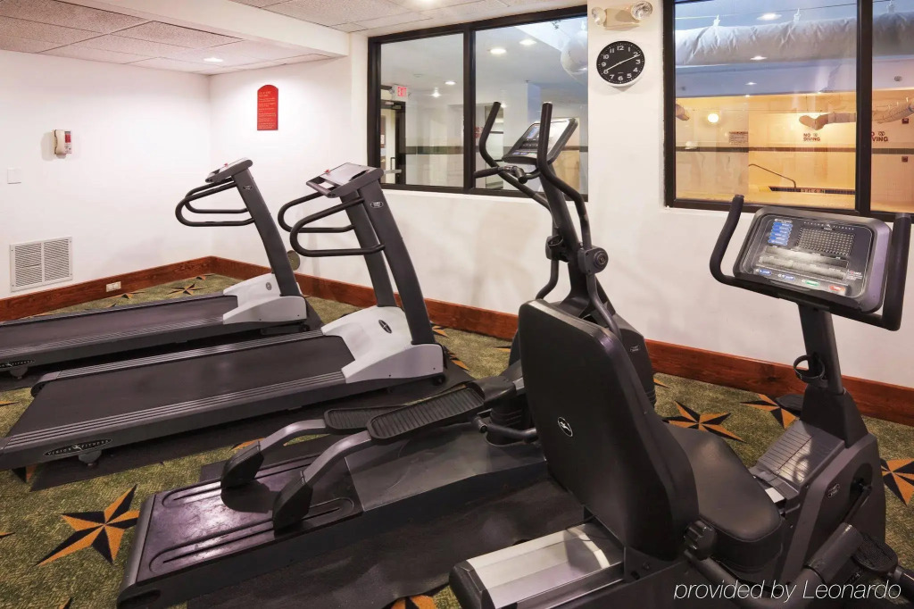 Holiday Inn Express Hotel and Suites Mesquite by IHG