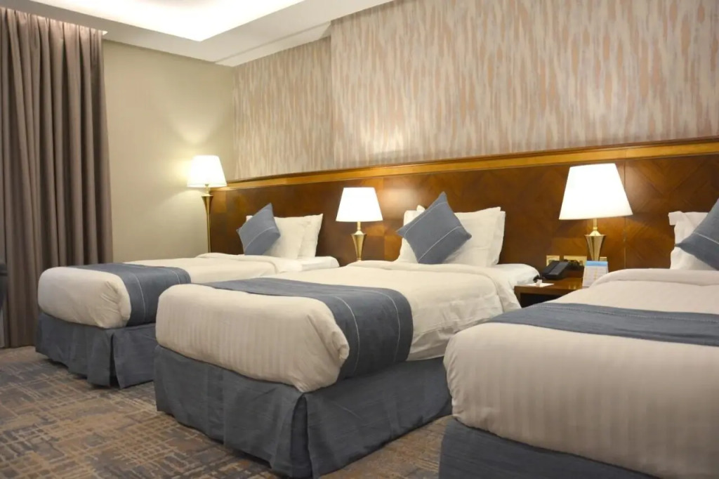 MADEN Hotel