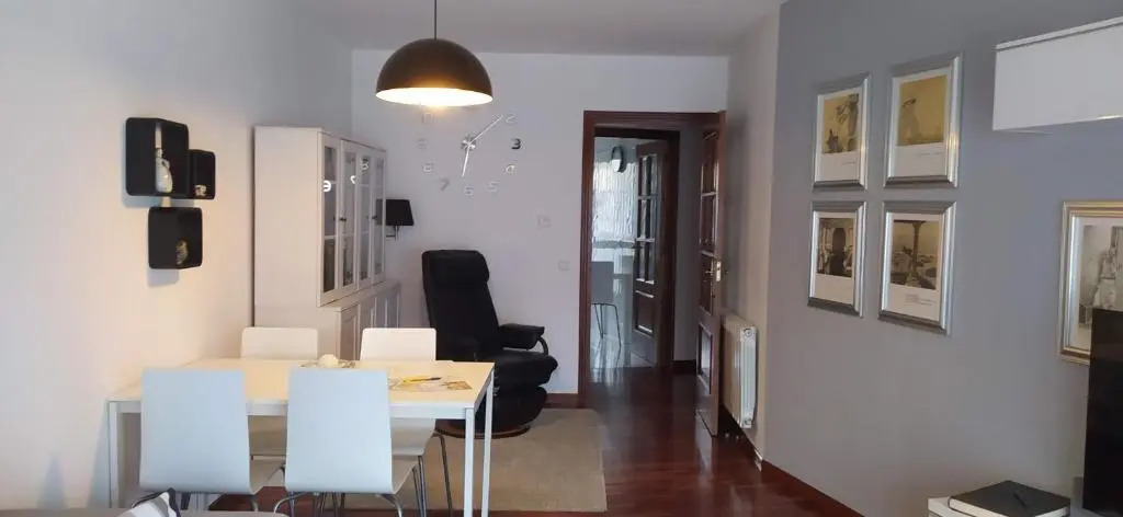 Moderno y luminoso 2 dormitorios con todas las comodidades en Pontevedra ciudad