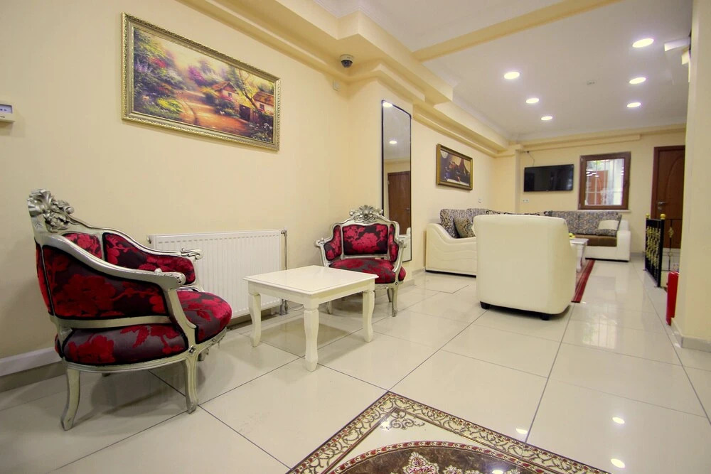 Yasar Hotel