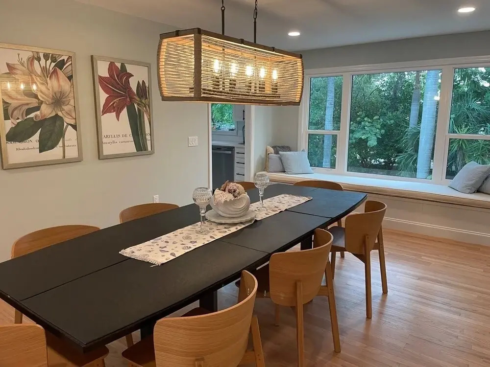 Flamingo Bay 4 Bedroom Home by RedAwning