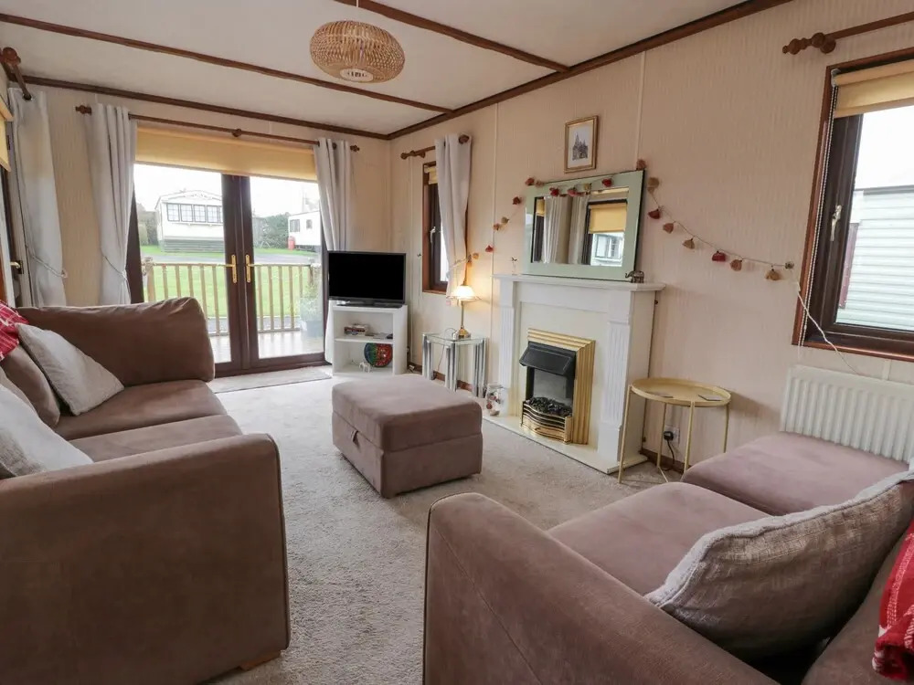 Roe Deer Lodge