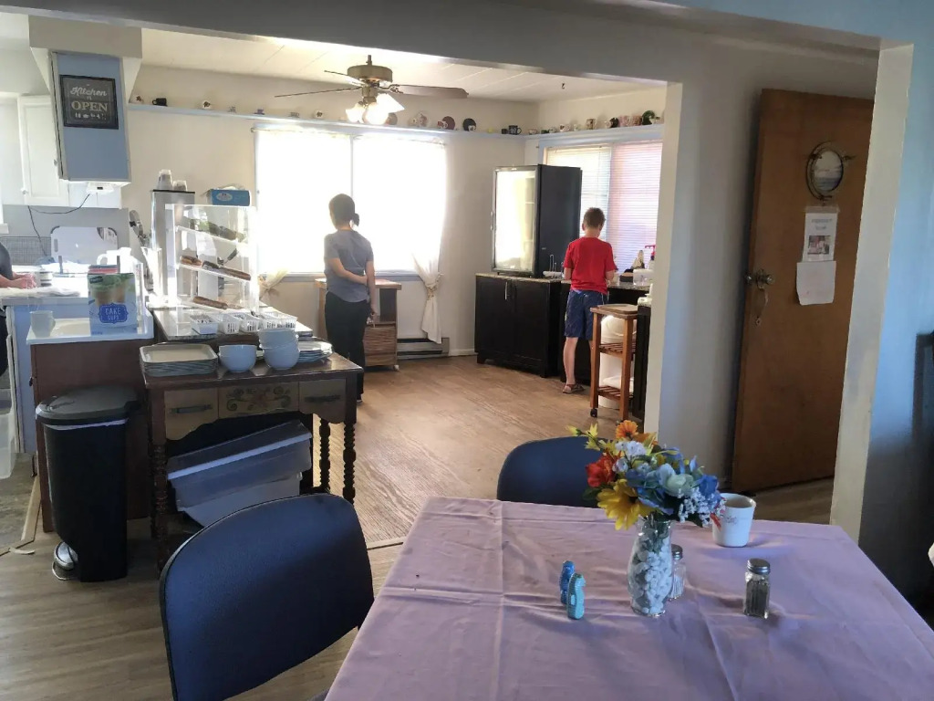 Lighthouse Inn