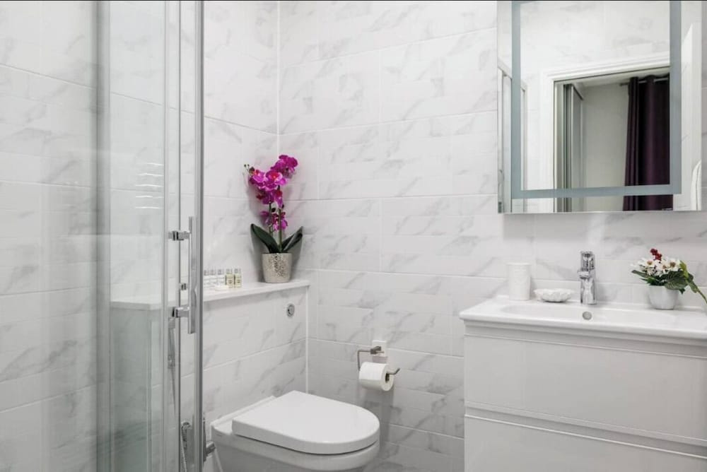 The Carlton Residences