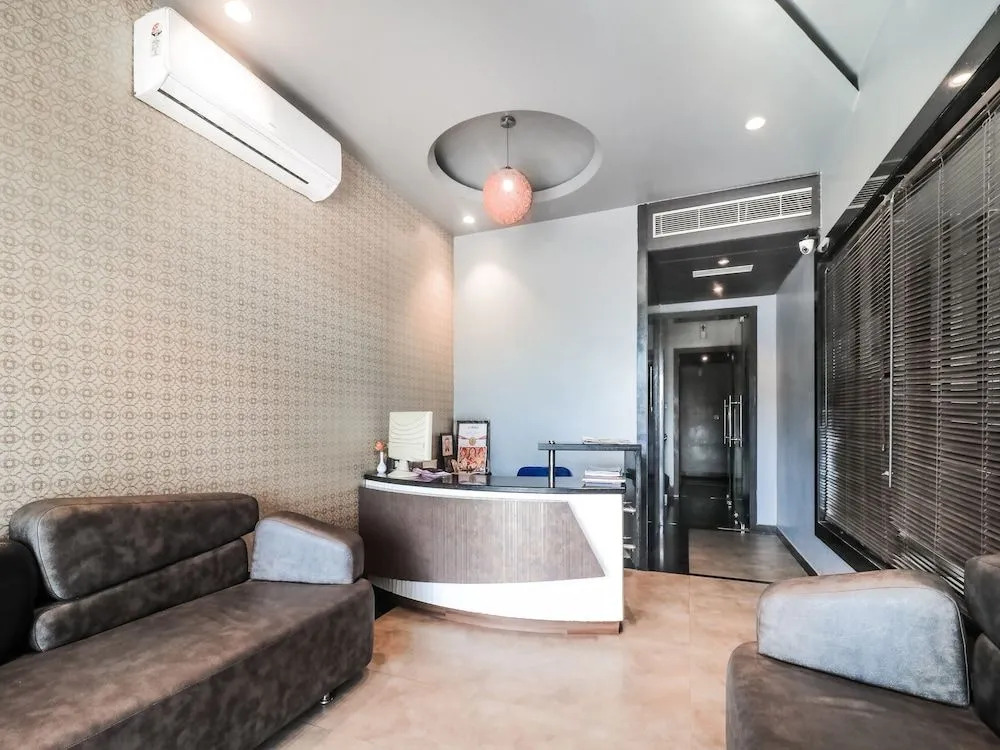 OYO 23254 Hotel Aqua