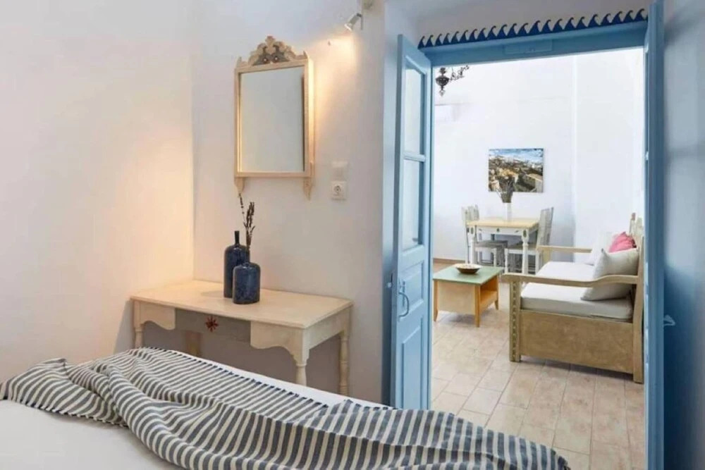 Melpomeni's cycladic house with terrace