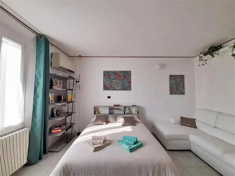 Bologna Homestay B&B