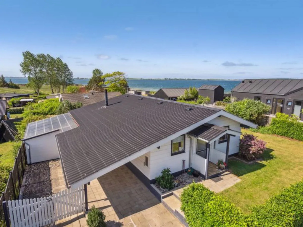 Holiday Home Wrange - 150m from the sea by Interhome