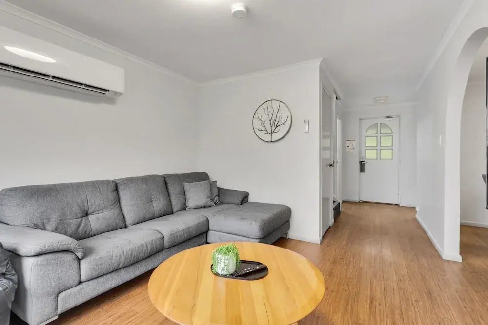 Elphin Serviced Apartments