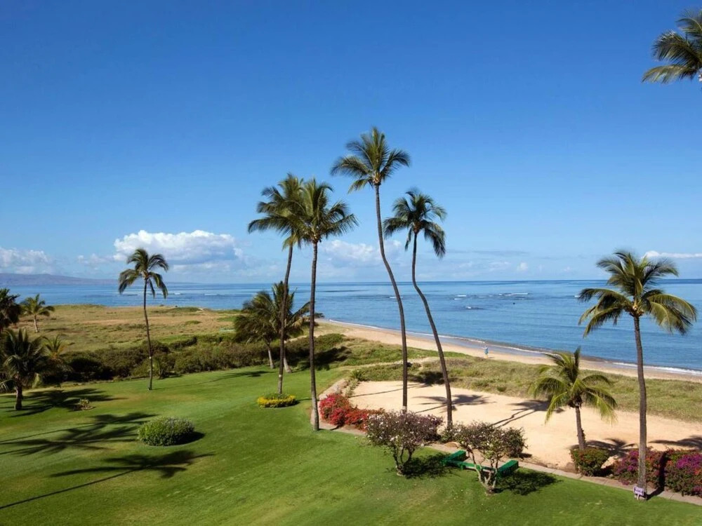 Koa Lagoon #406 by Maui Life Realty