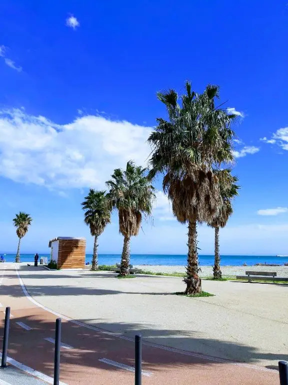 Beach Apartment Lamberti