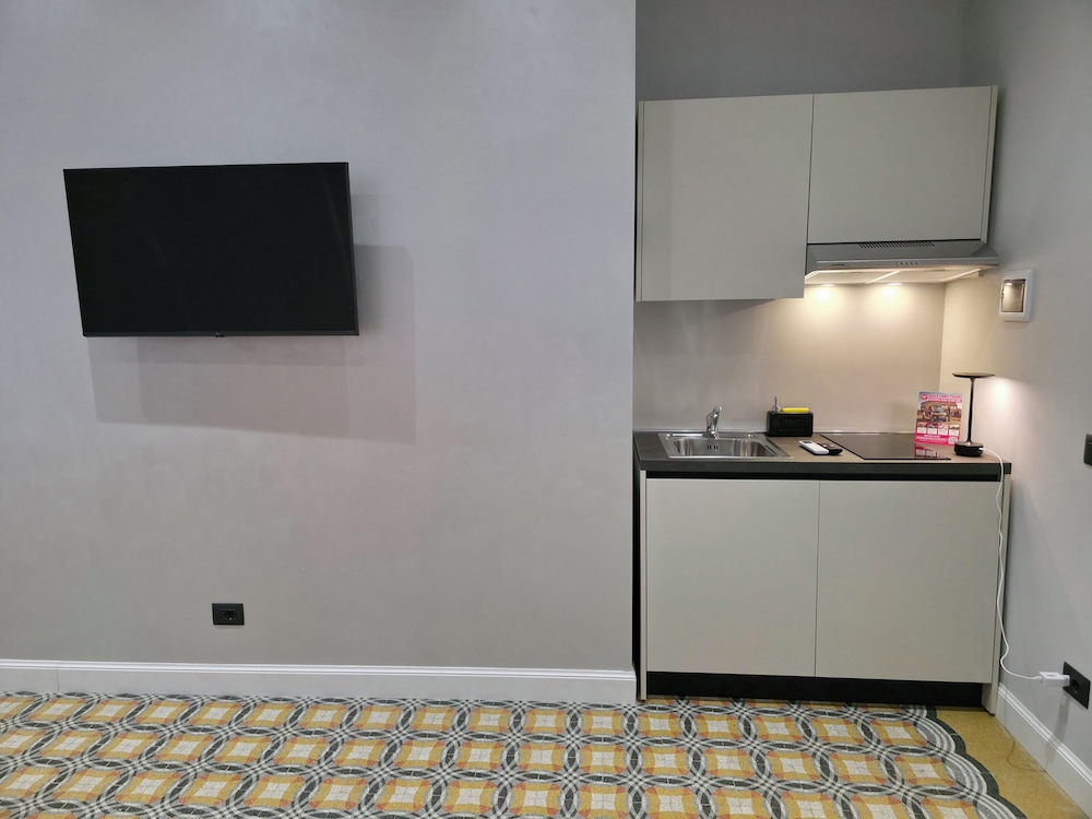 Victoria Suites