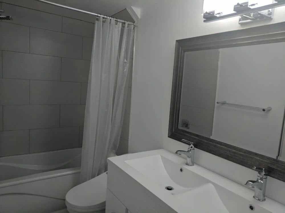Gardens at Queen Luxury One Bedroom