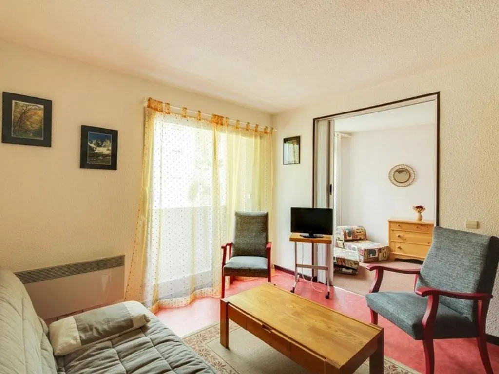 Appartement Cauterets, 2 pièces, 4 personnes - FR-1-401-92