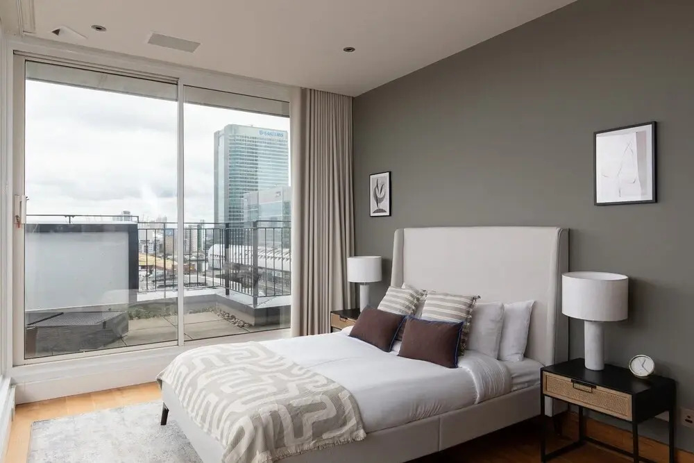 The Canary Wharf Secret - Glamorous 2bdr Flat w Terrace and Parking