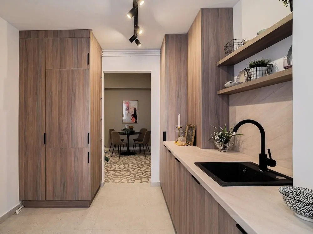Loggia & Luxe 4BR Penthouse in Universitatii Area