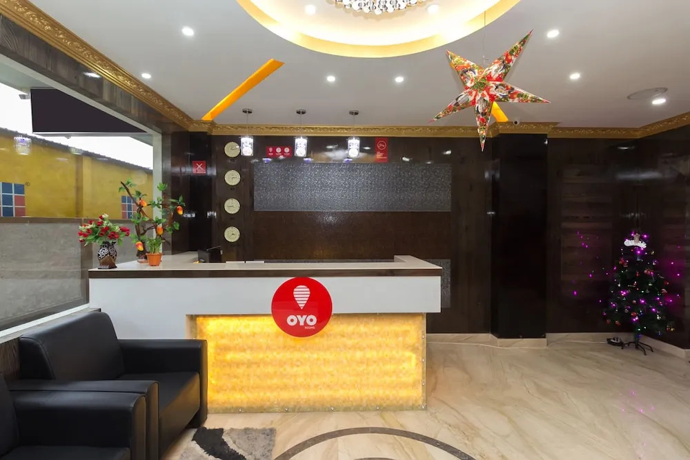 OYO 9909 The Saad Hotel