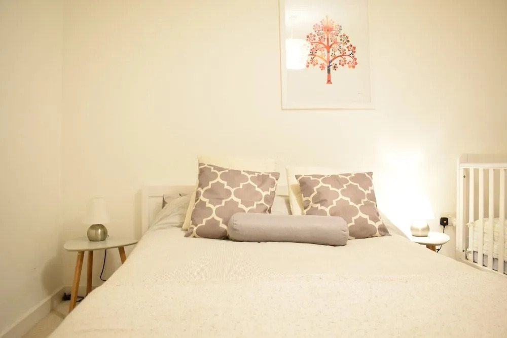 Stunning 2 Bedroom Flat Near Wimbledon