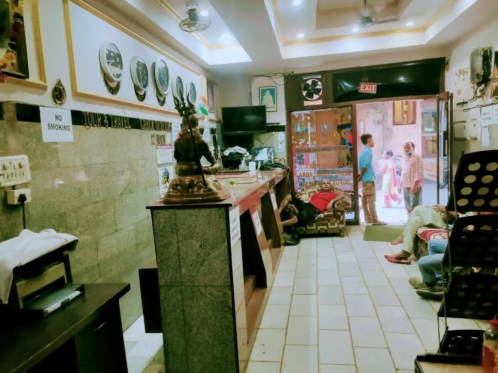 Hotel Shivam Palace BY WB Inn