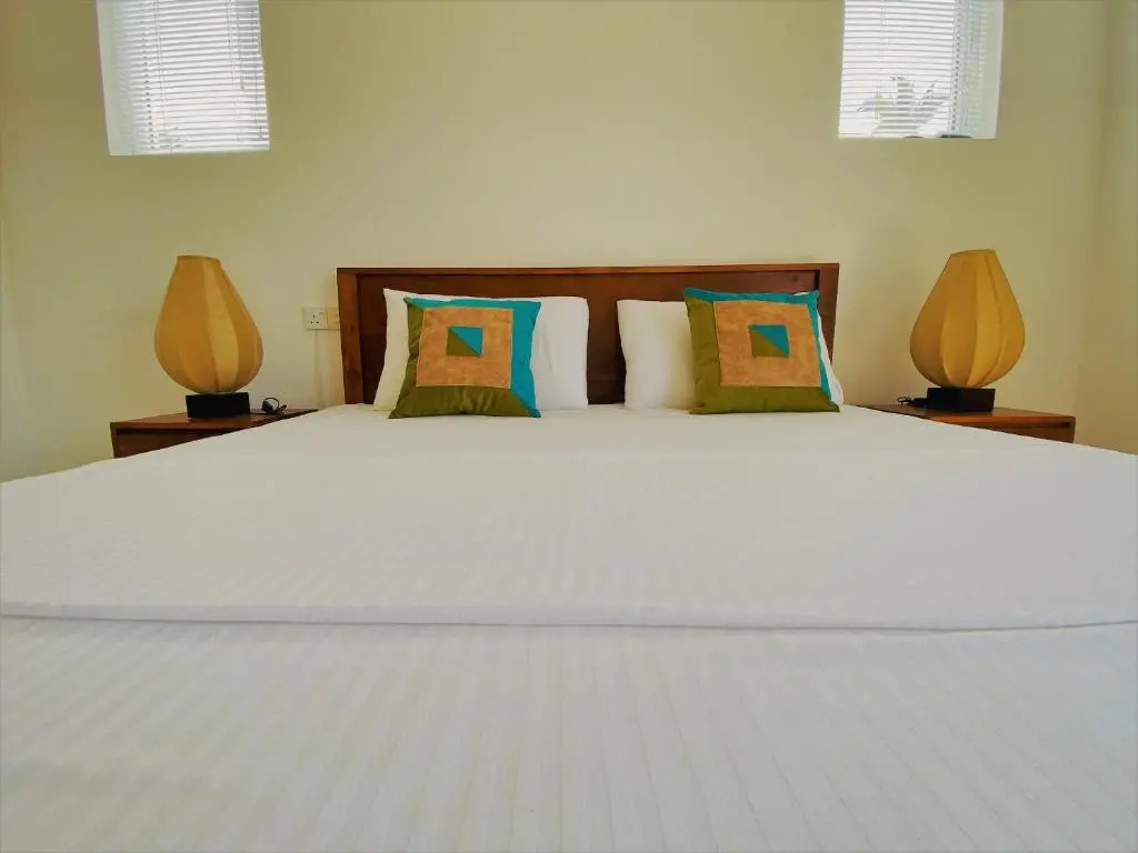 Srimadis Villa near Airport / Negombo
