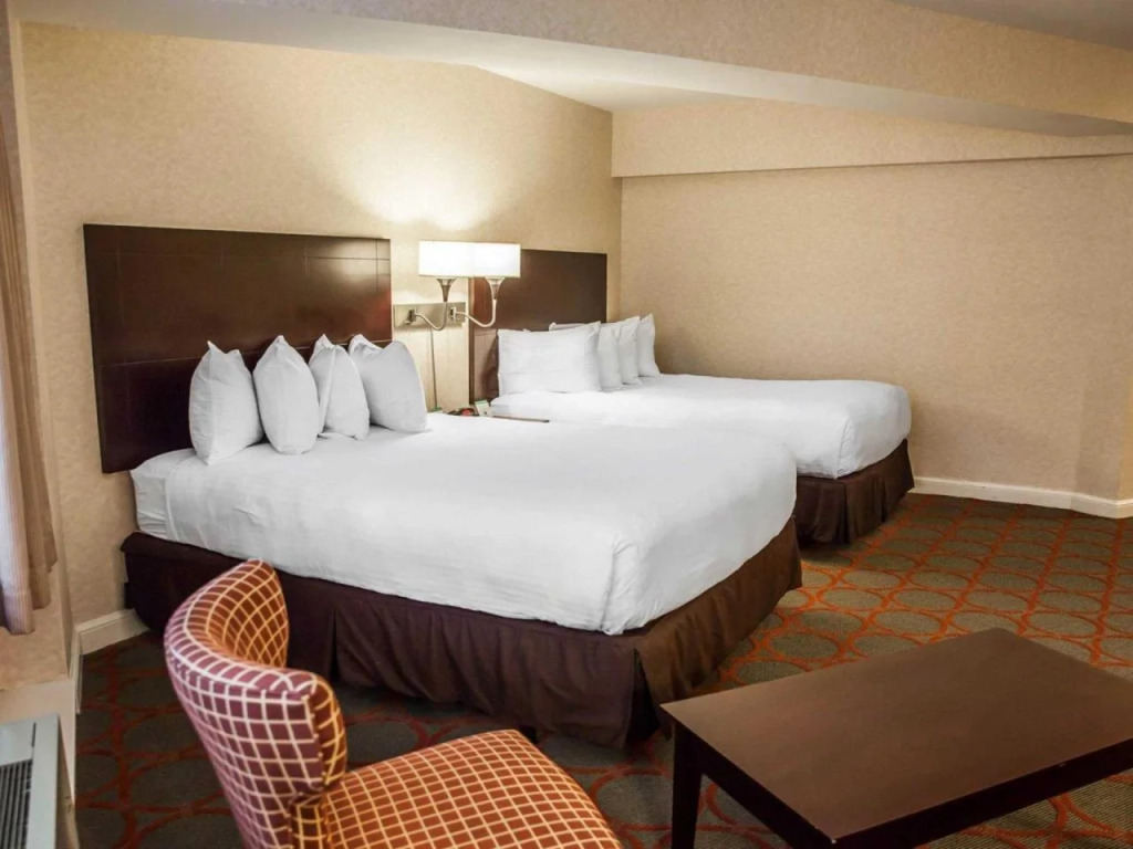 The Virginian Suites, an Ascend Collection hotel