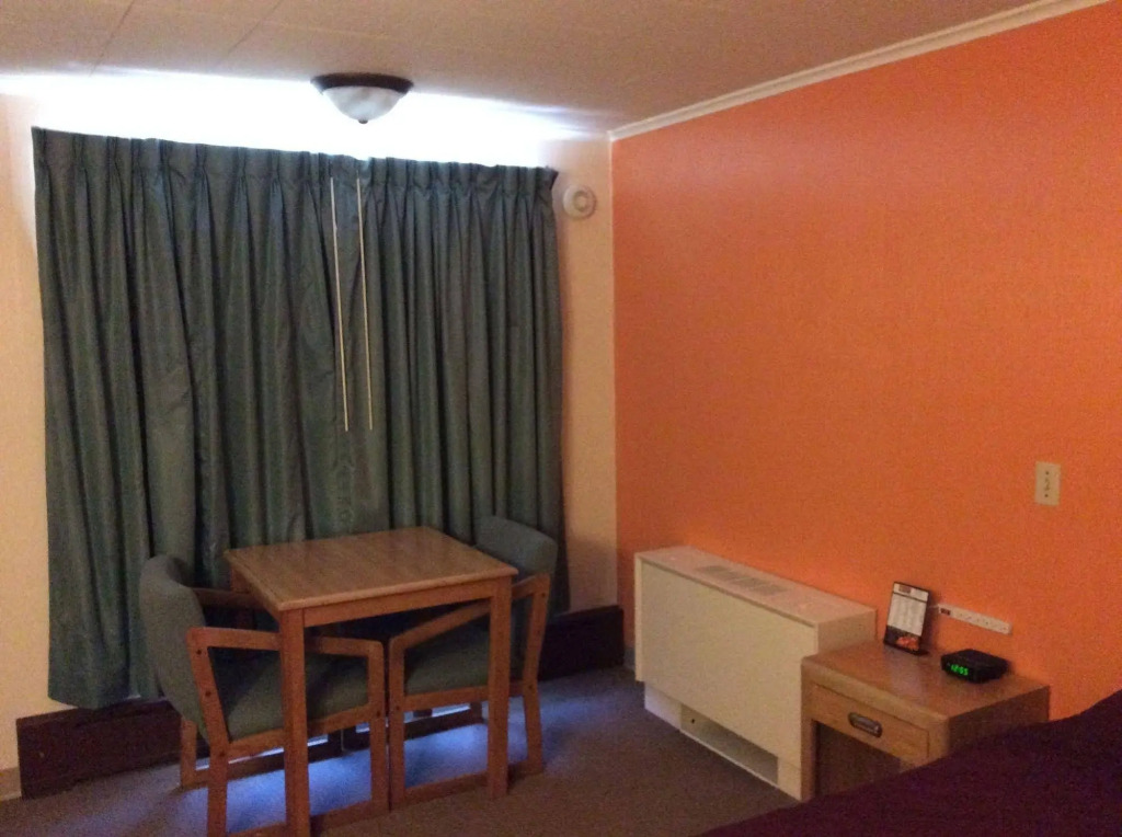 Budget Host Inn Iron Mountain