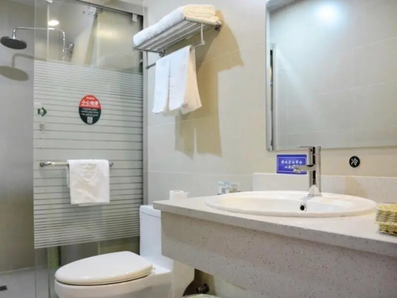GreenTree Inn Taiyuan East Binhe Road Xiaodian High speed mouth Express Hotel