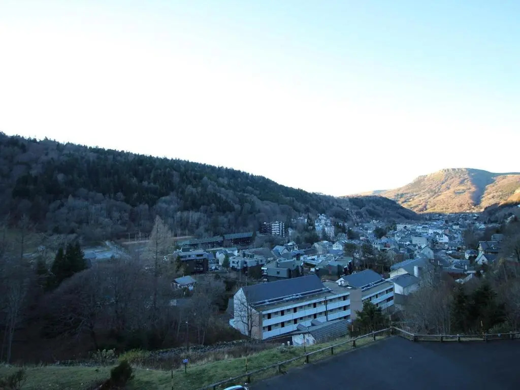 Appartement Mont-Dore, 3 pièces, 5 personnes - FR-1-608-72
