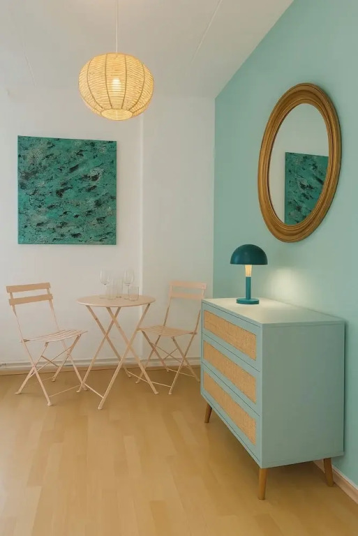 Aurora Living – 15 Min Airport | Business Design Apartments