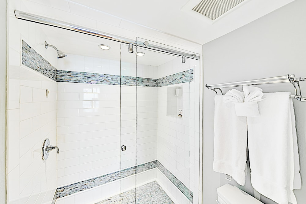 3BR w/ Stellar Gulf Views: Suntide III - Unit 803
