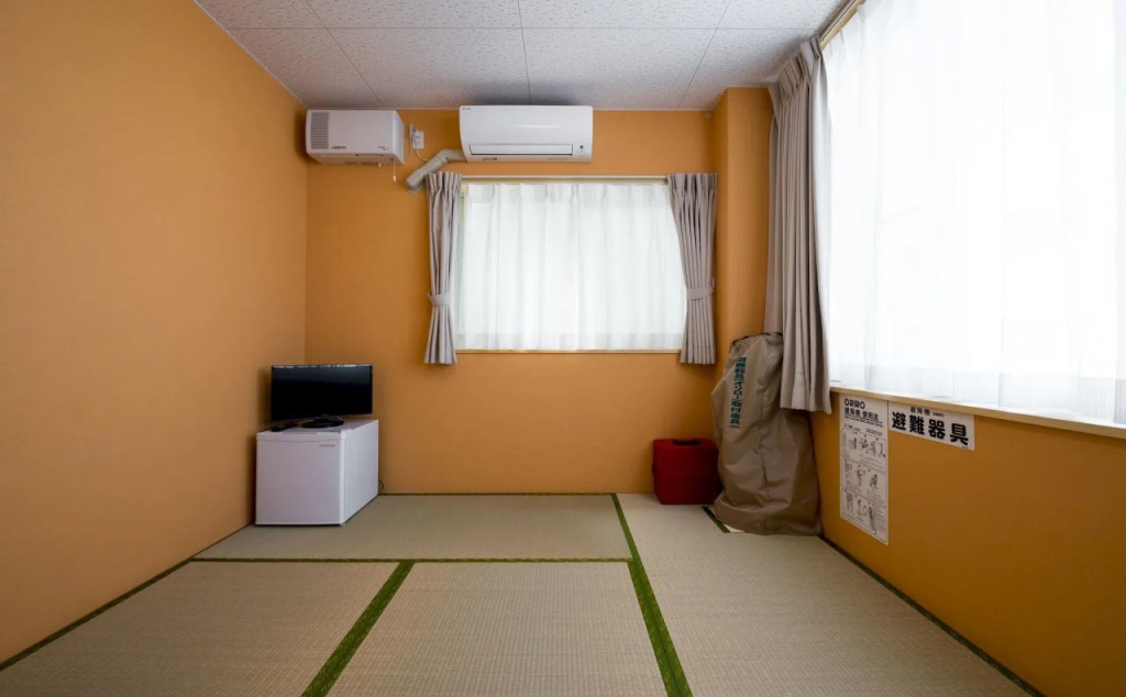 GUEST HOUSE YUTAKA - Hostel