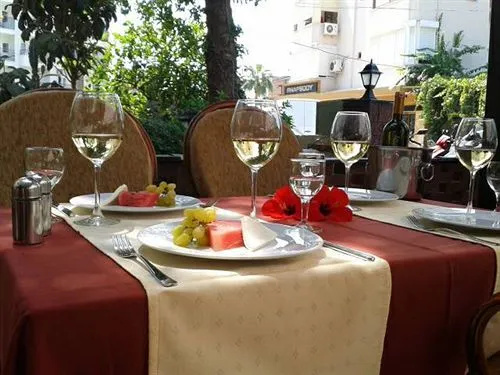 Defne & Zevkim Hotel