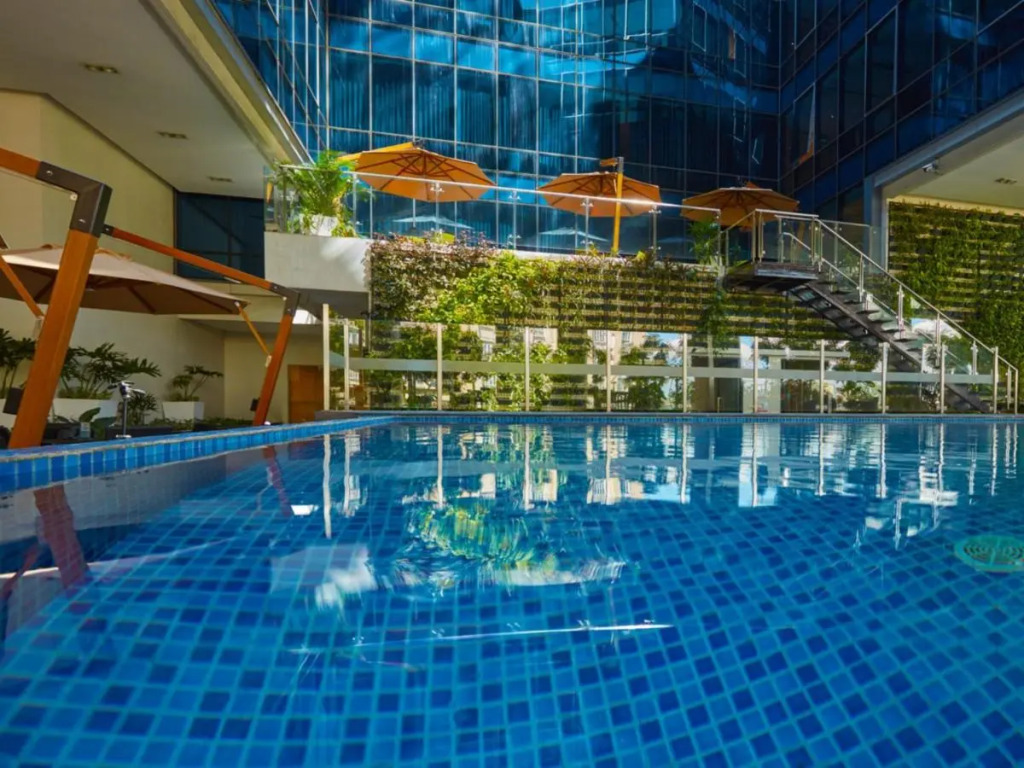MCollection - Stay Across NAIA Terminal 3 in Newport City