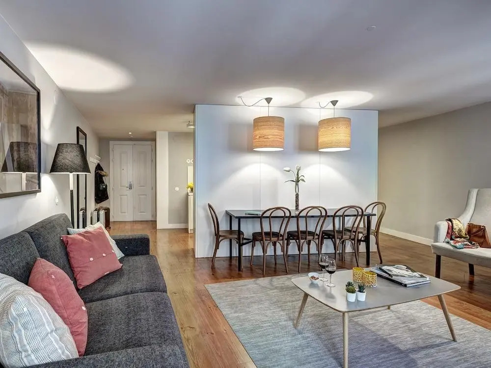 Canaan Lifestyle Apartments Lisbon Combro 77 by Get Your Stay