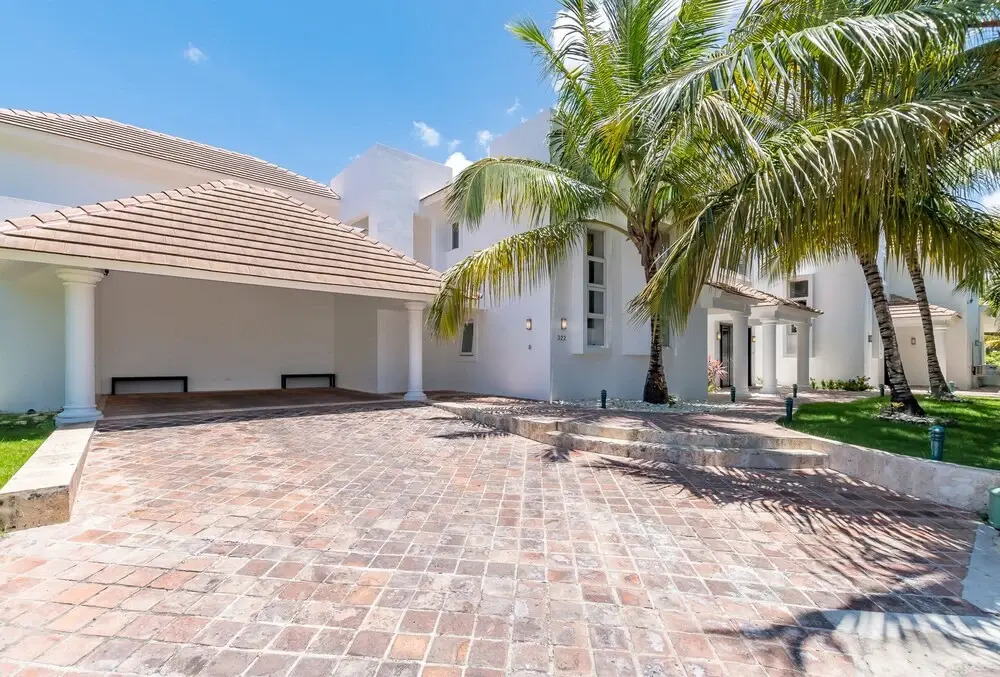Lake View Villa