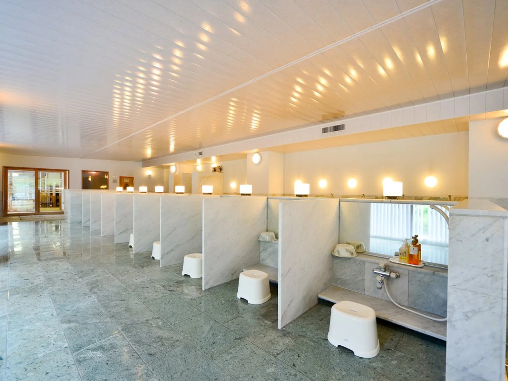 Yuze Hotel
