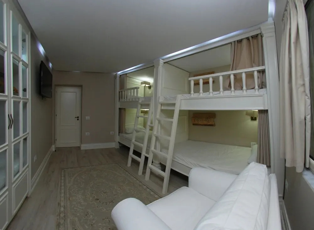 Limani Friends Apartment